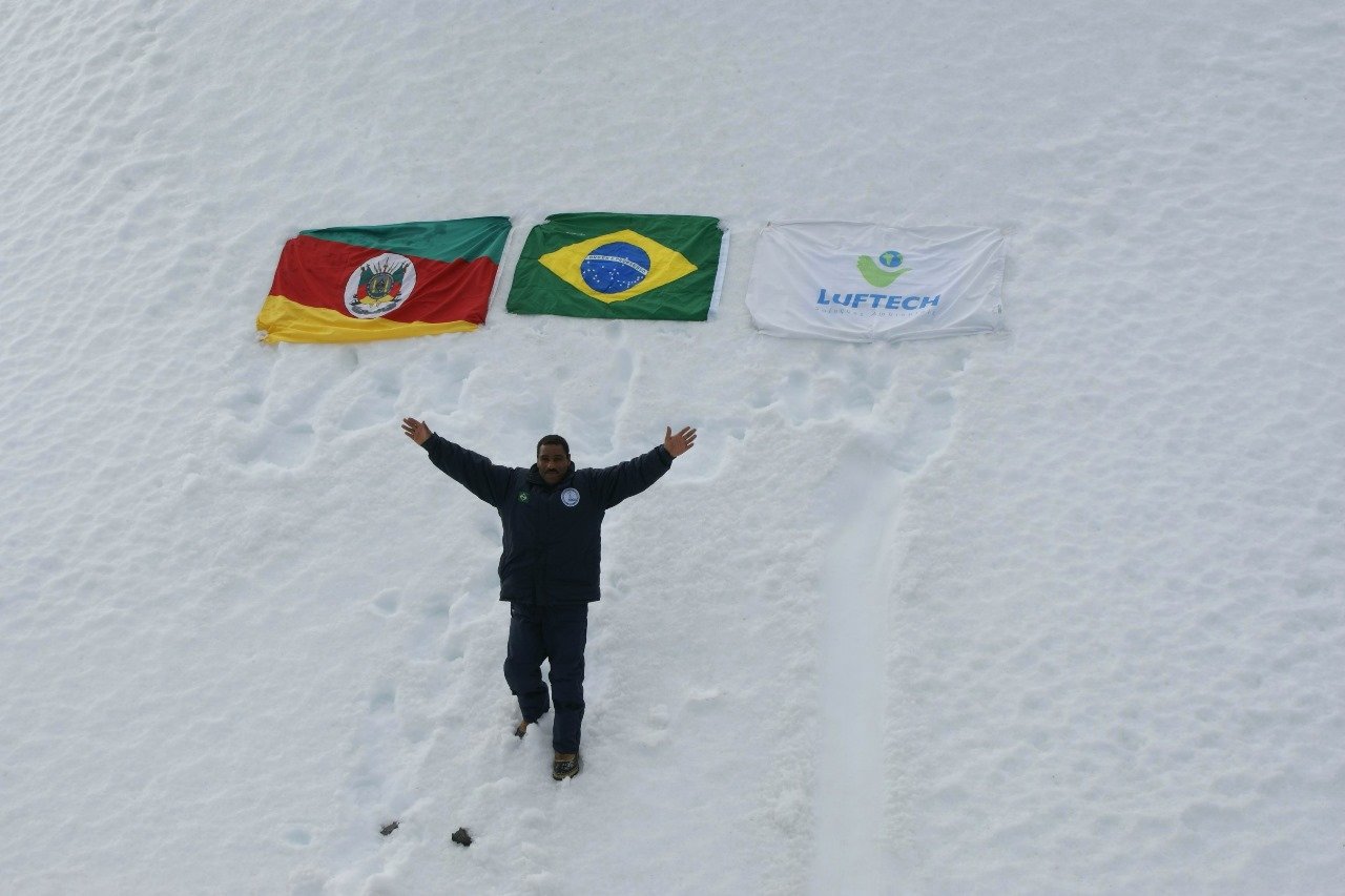 1957bcc0-1cc2-4e43-8bcd-c36d49b97d29